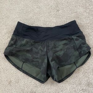 Lululemon 2.5 Speed Up Low-Rise Shorts